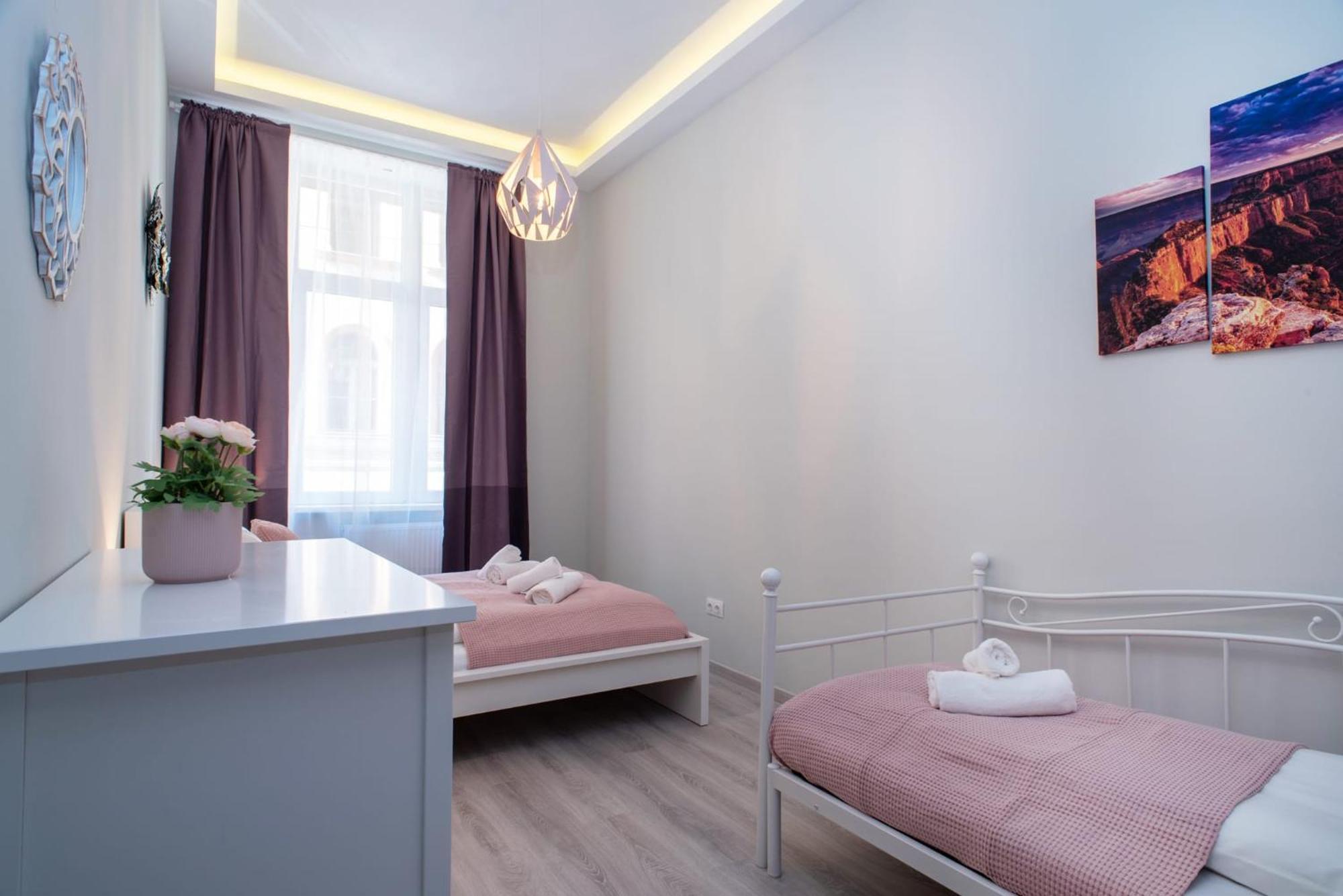 Very Central New And Large Ac Apartment Budapeste Exterior foto